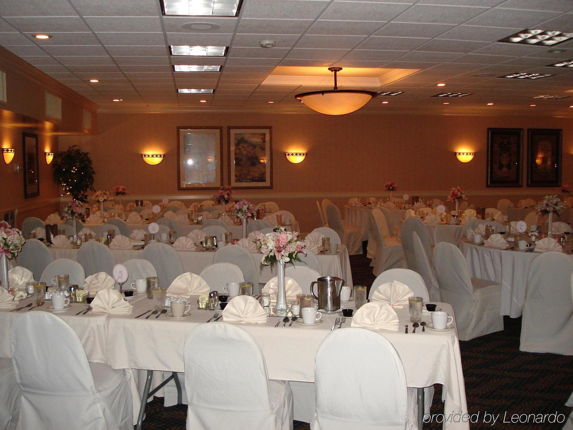 Holiday Inn Johnstown-Gloversville Restoran fotoğraf